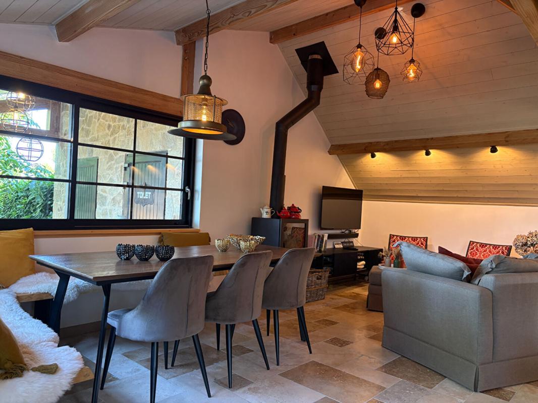 6 bedroom maison in Juillac, Corrèze, France