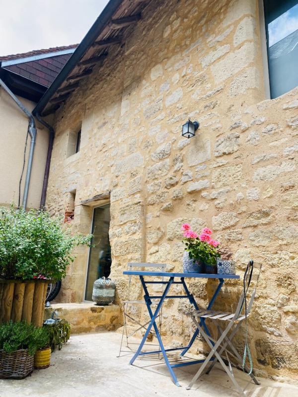 5 bedroom maison en pierres in St Robert, Corrèze, France