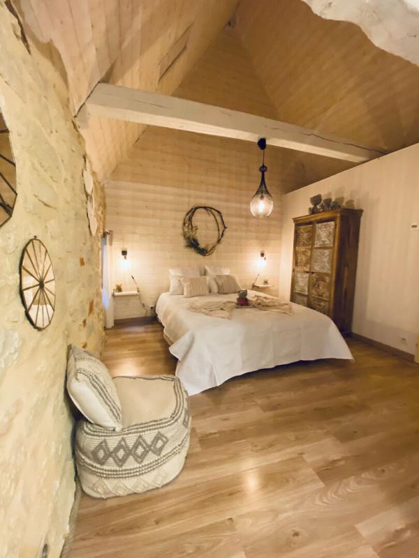 5 bedroom maison en pierres in St Robert, Corrèze, France