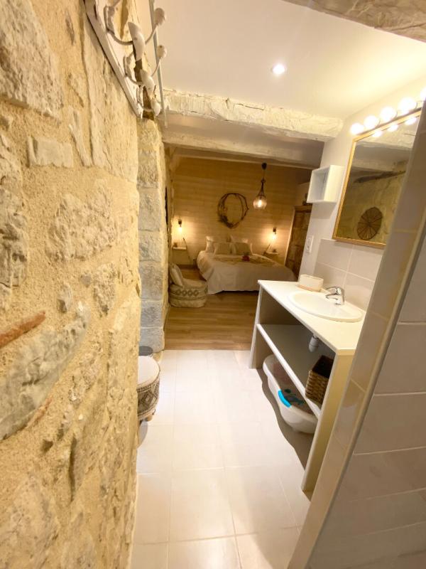 5 bedroom maison en pierres in St Robert, Corrèze, France