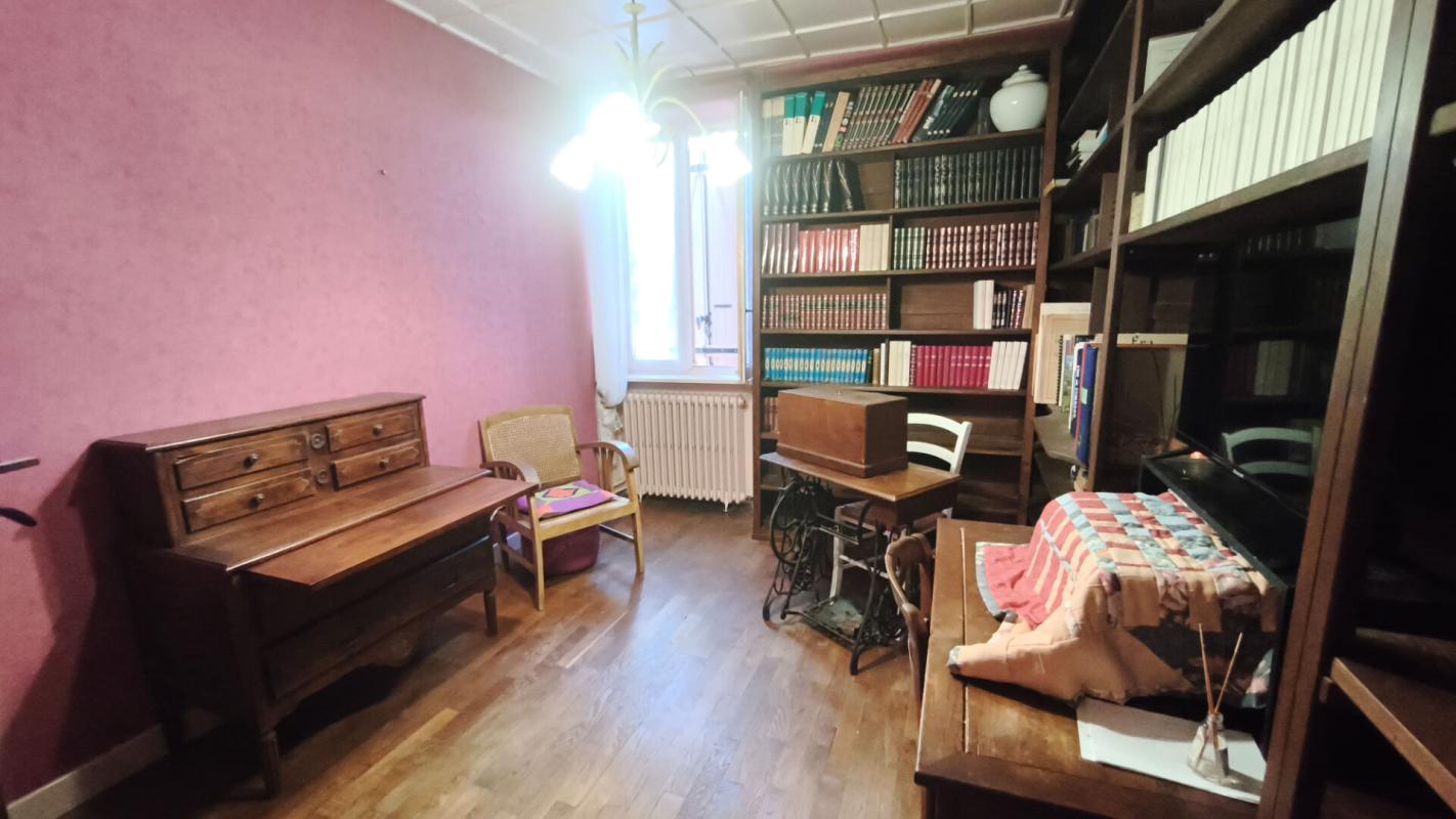 3 bedroom maison a renover in Saint Solve, Corrèze, France