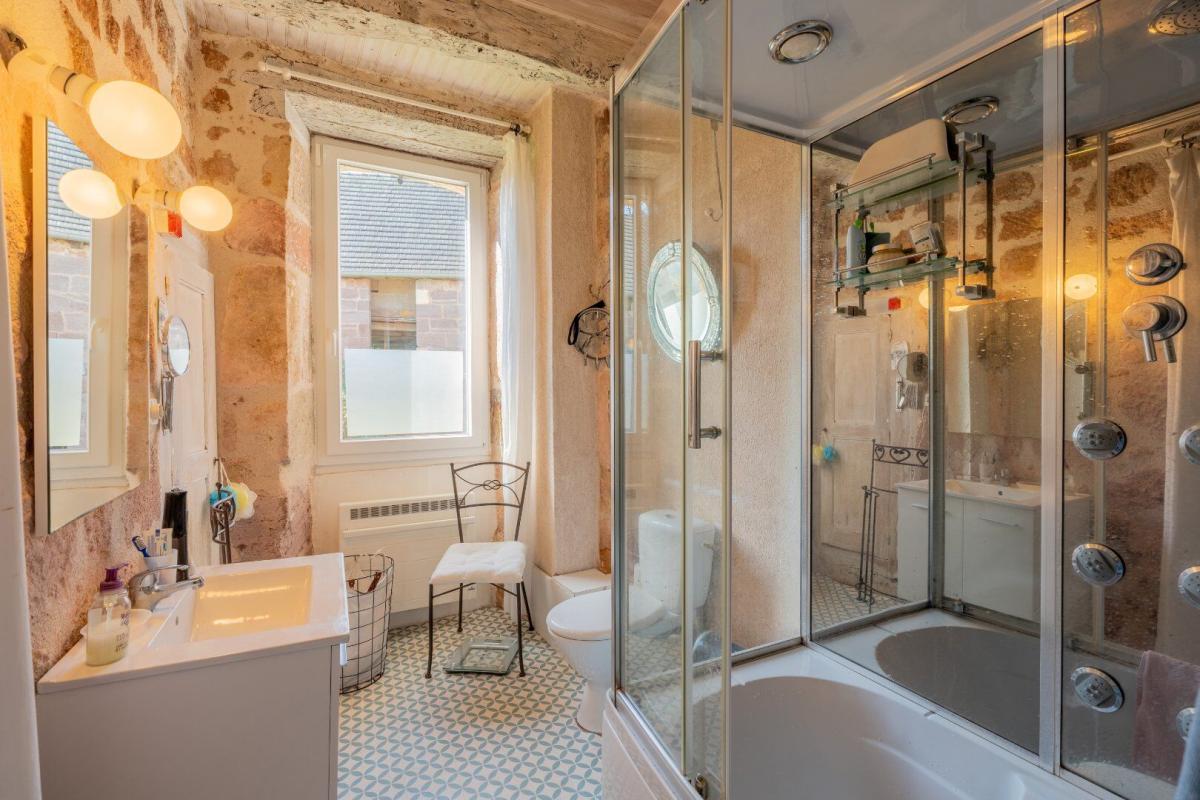 4 bedroom propriete in Villac, Dordogne, France