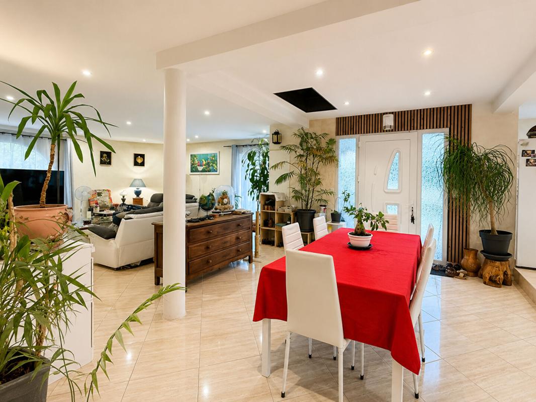 4 bedroom maison in Coulounieix Chamiers, Dordogne, France