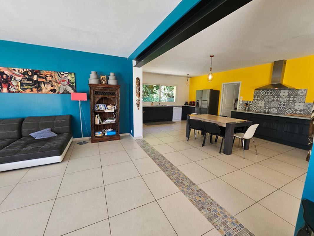 4 bedroom villa in Marsac Sur L Isle, Dordogne, France