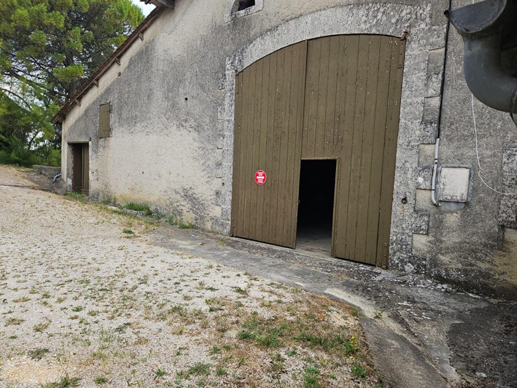 grange in Riberac, Dordogne, France