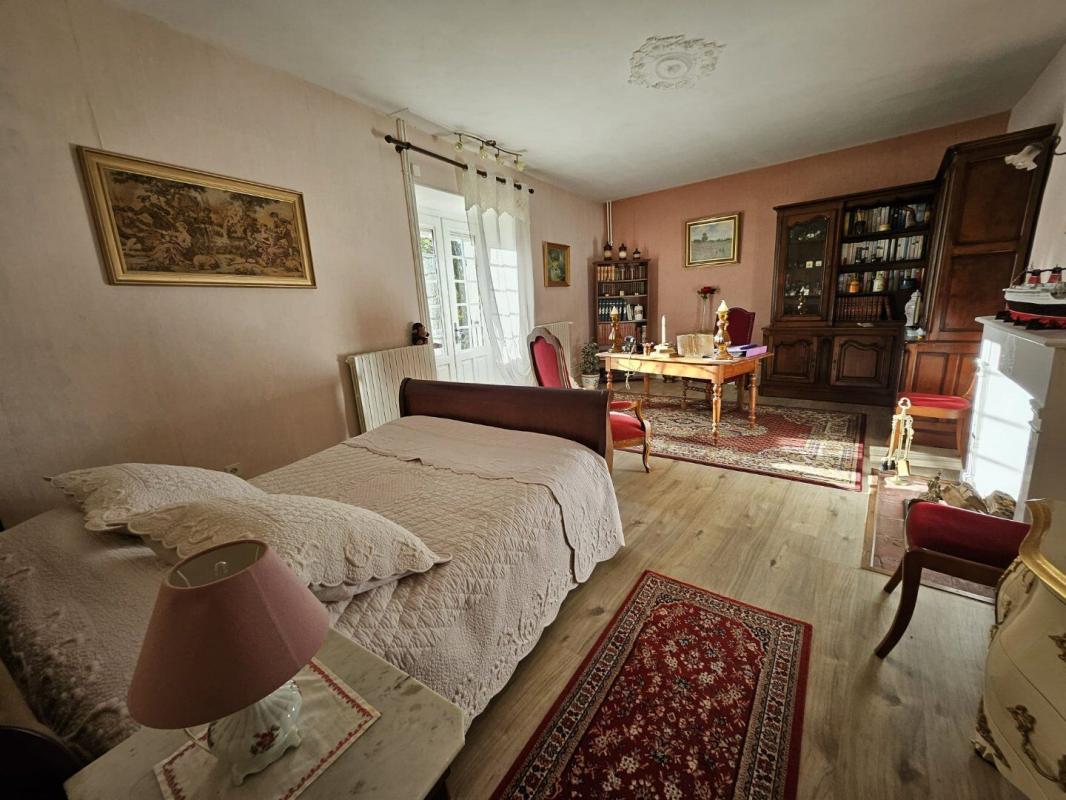 7 bedroom chateau in Perigueux, Dordogne, France