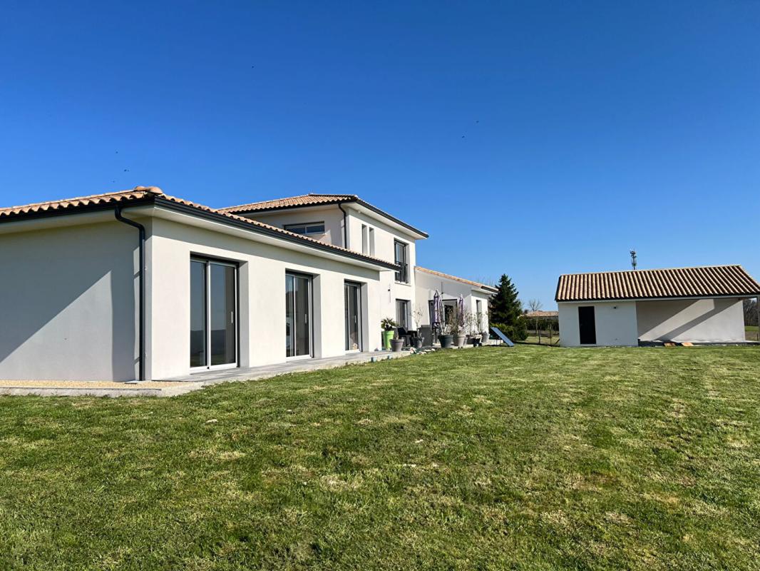 5 bedroom maison recente in Annesse Et Beaulieu, Dordogne, France