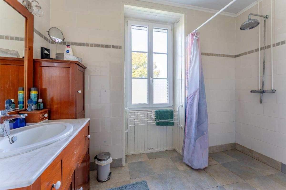 2 bedroom maison in Roumazieres Loubert, Charente, France