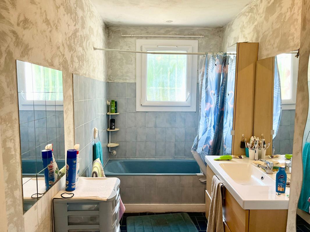 3 bedroom maison in Pressac, Vienne, France