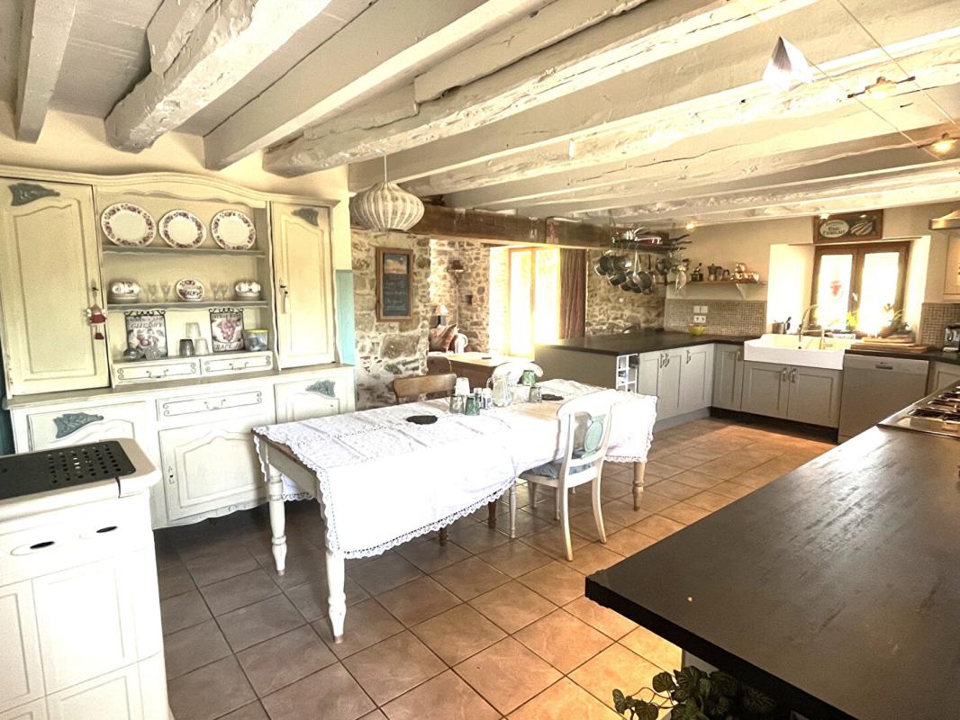5 bedroom corps de ferme in Saint Bazile, Haute-Vienne, France