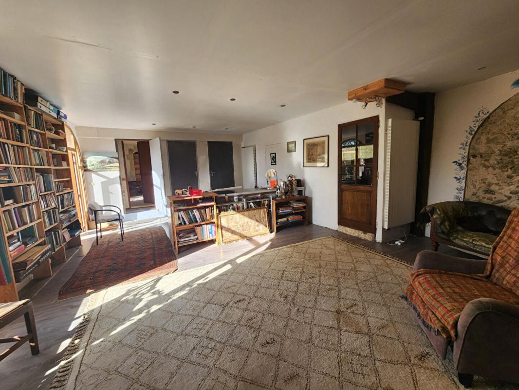 6 bedroom maison in Confolens, Charente, France