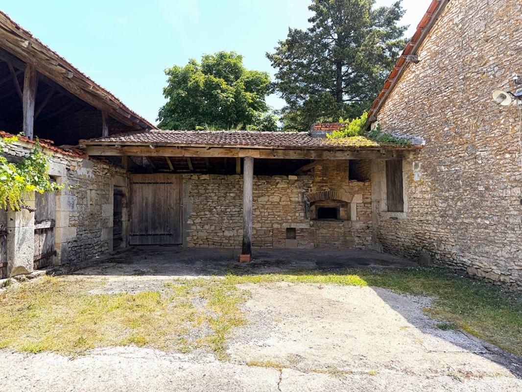 2 bedroom maison de campagne in Saint Claud, Charente, France