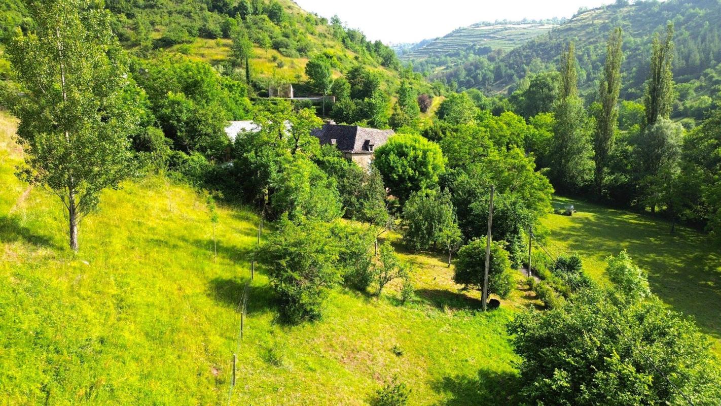 6 bedroom maison in Marcillac Vallon, Aveyron, France
