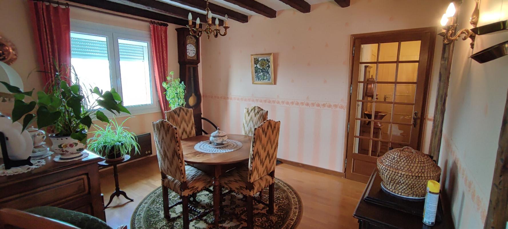 3 bedroom maison individuelle in Flagnac, Aveyron, France