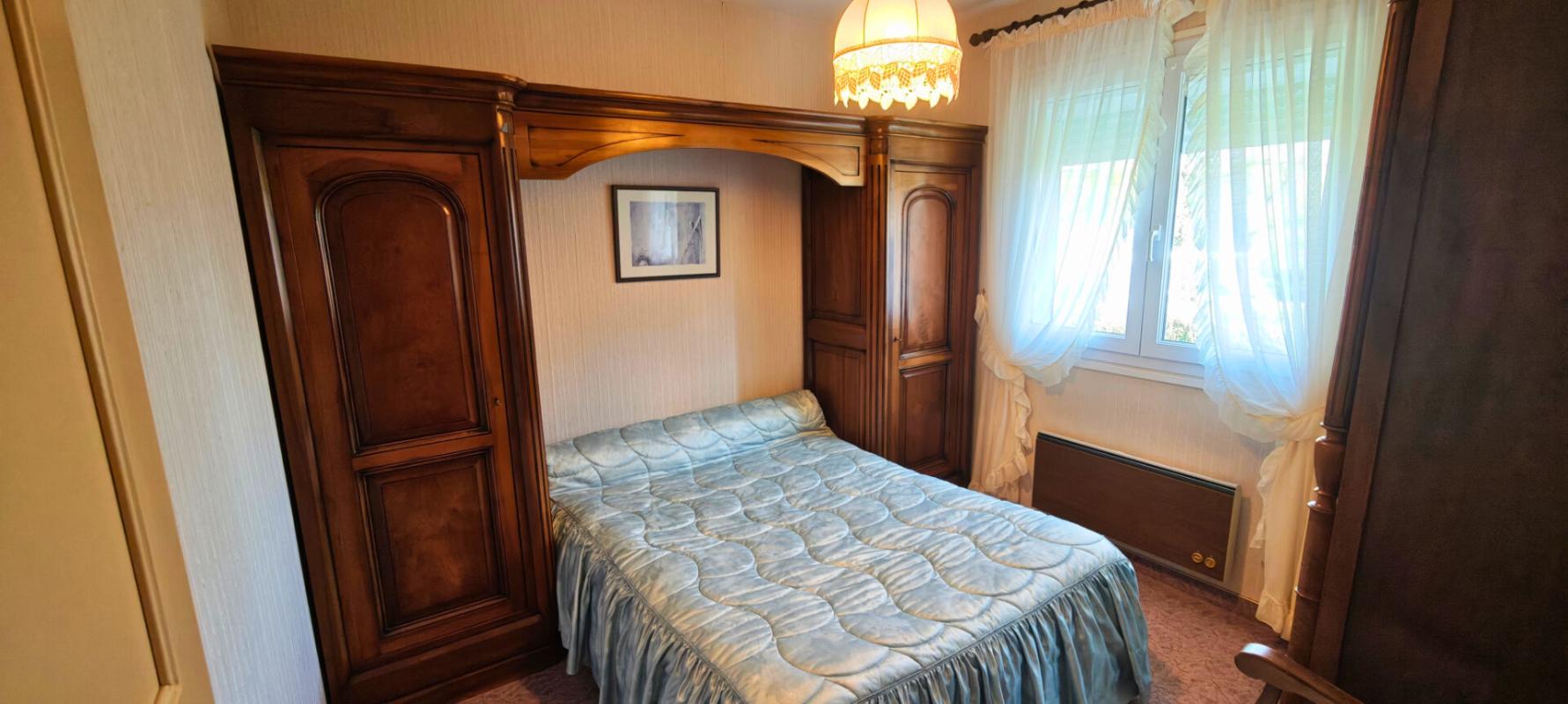 3 bedroom maison individuelle in Flagnac, Aveyron, France