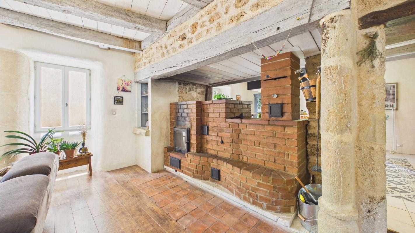 6 bedroom maison in Salles La Source, Aveyron, France