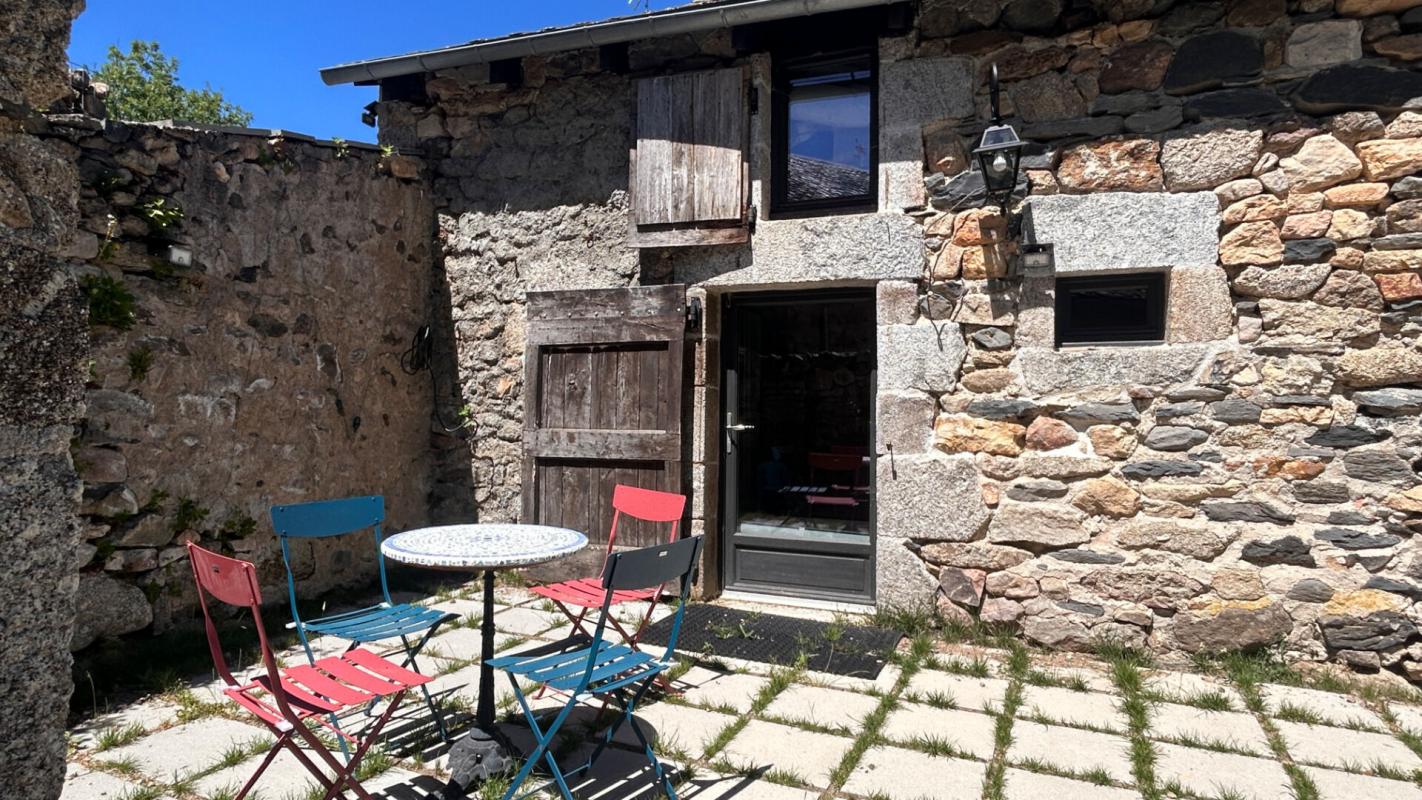 8 bedroom corps de ferme in Laguiole, Aveyron, France