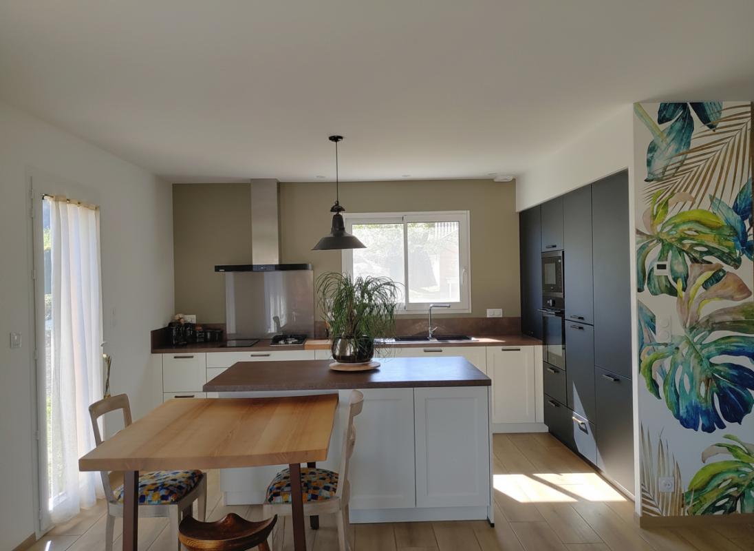 2 bedroom maison in 12620, Aveyron, France