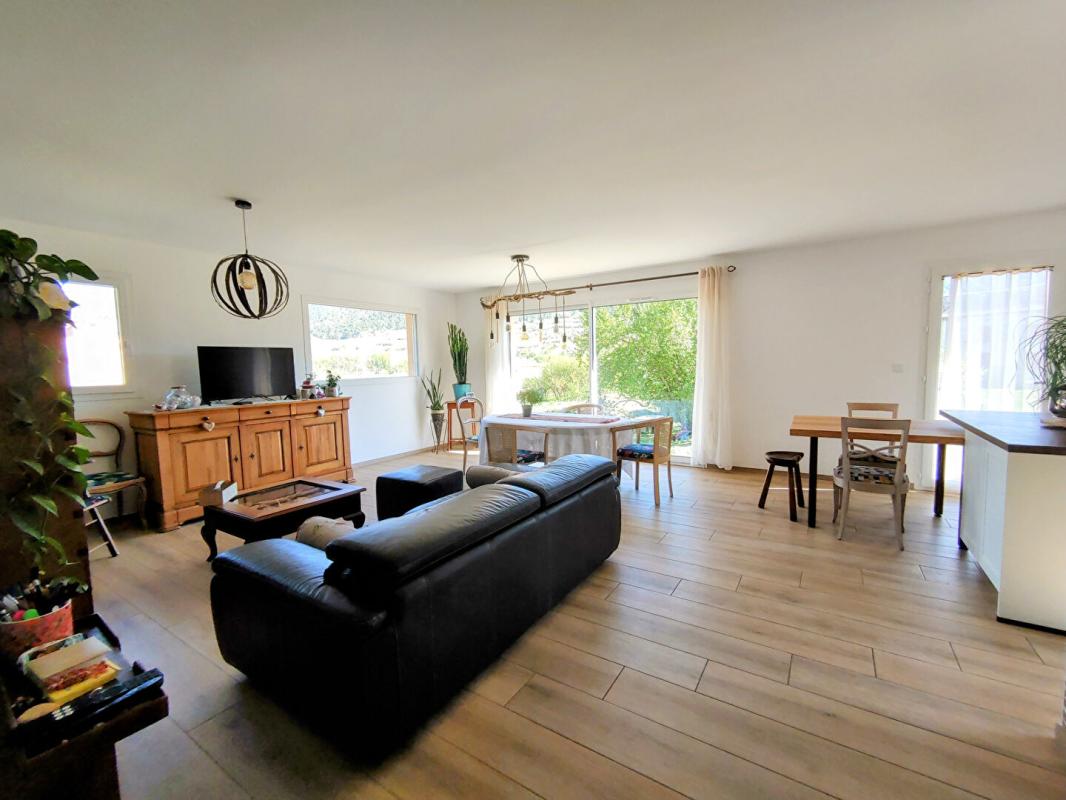 2 bedroom maison in 12620, Aveyron, France
