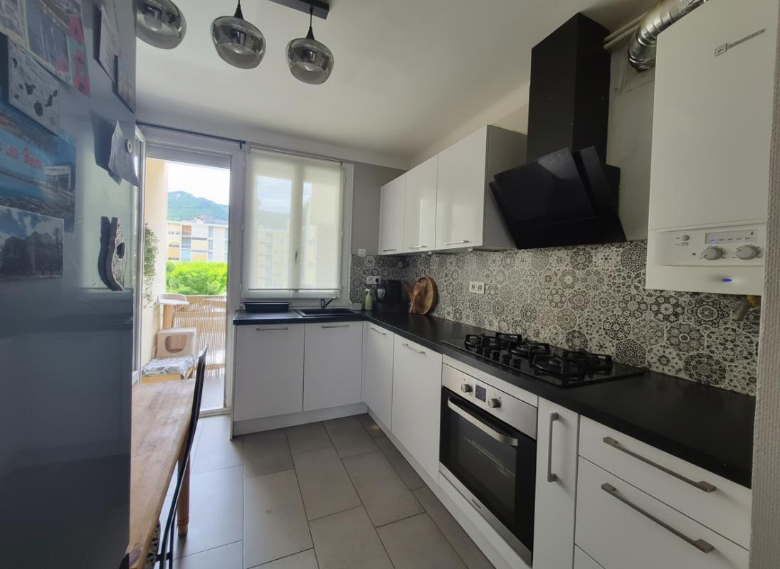 3 bedroom t4 in Millau, Aveyron, France