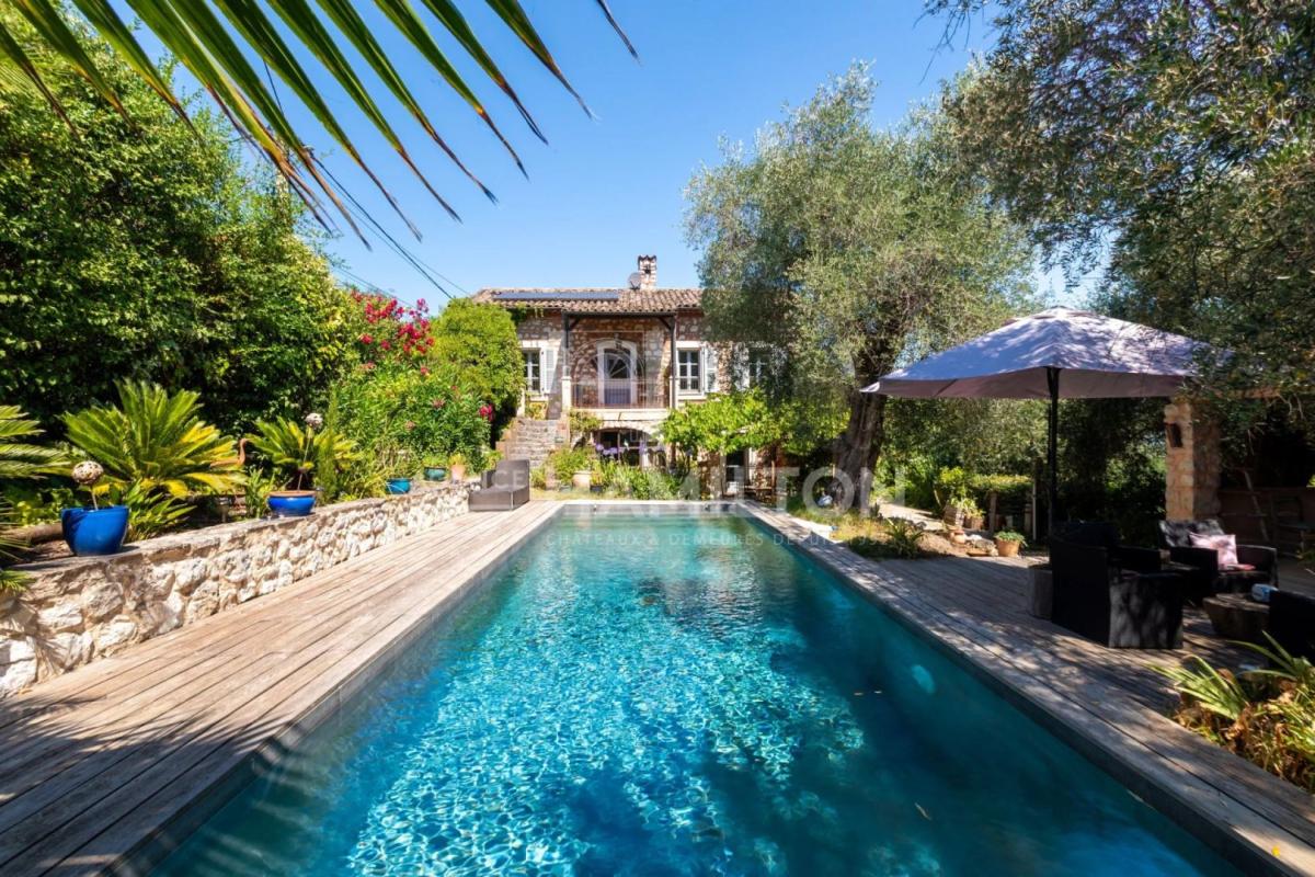 4 bedroom mas in Roquefort-les-pins, Alpes-Maritimes, France
