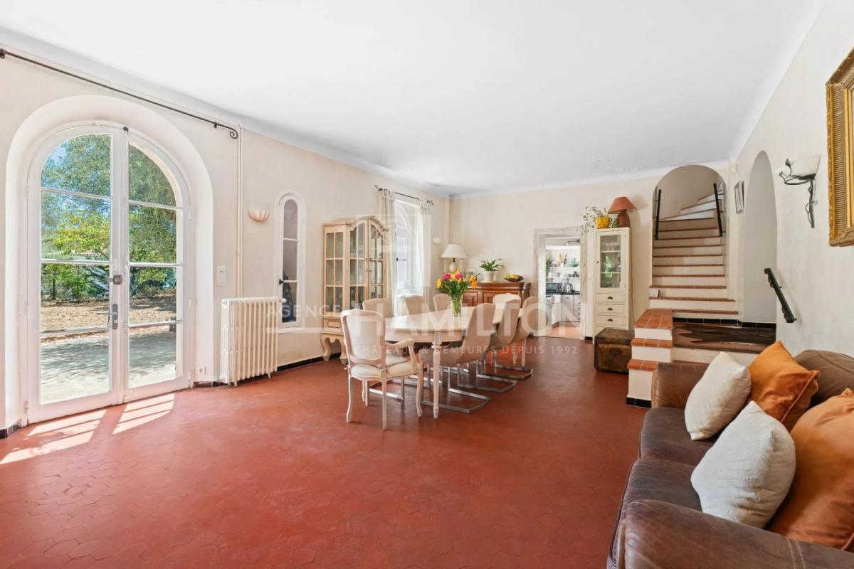 5 bedroom villa in Grasse, Alpes-Maritimes, France