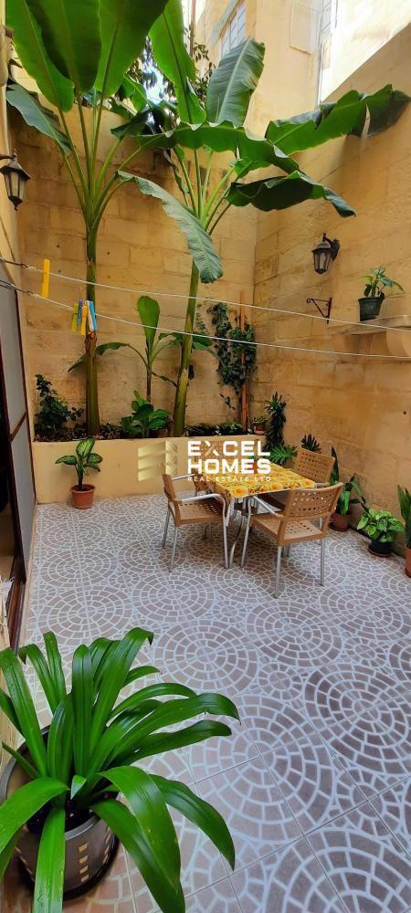 5 bedroom Townhouse in Sliema, Malta – 69230