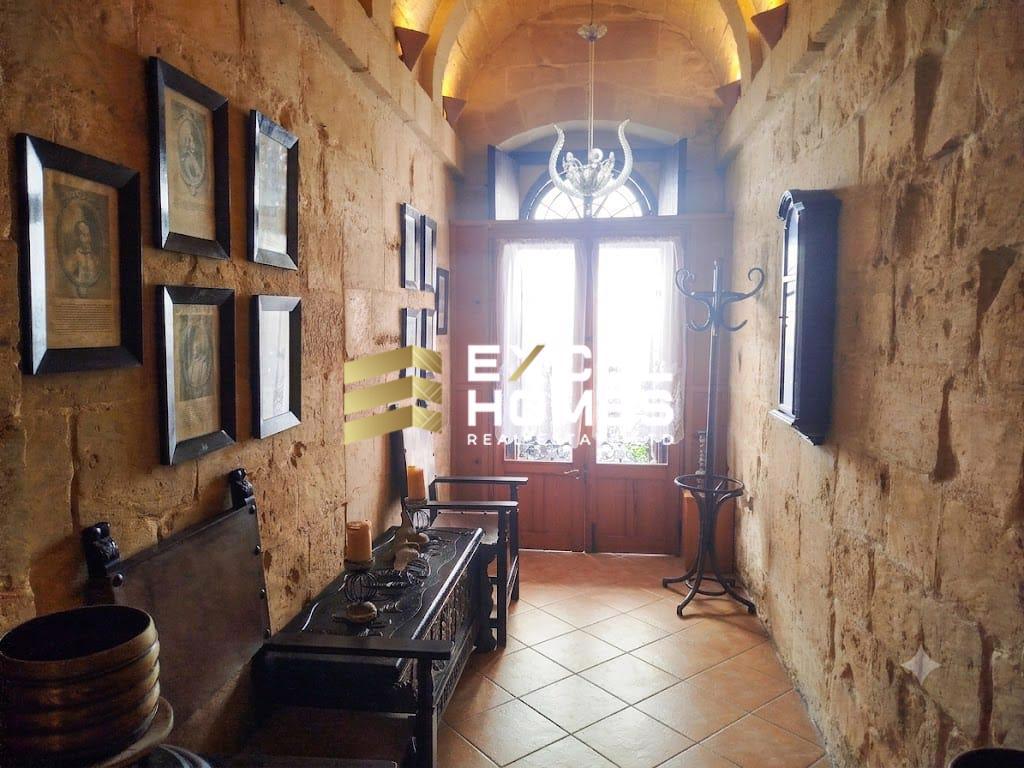 3 bedroom Townhouse in Cospicua (Bormla), Malta – 69081