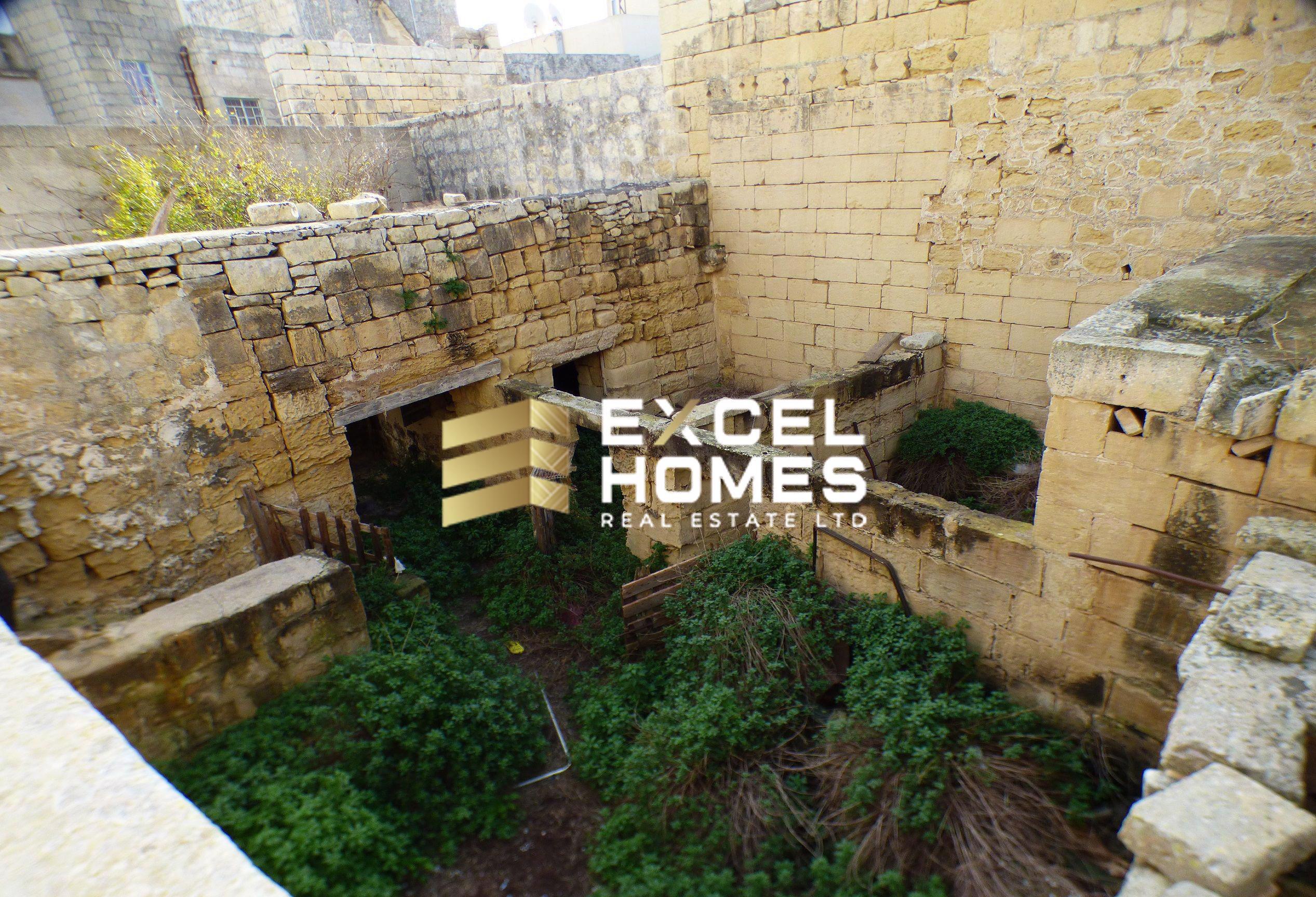 3 bedroom Character House in Siggiewi, Malta – 28746