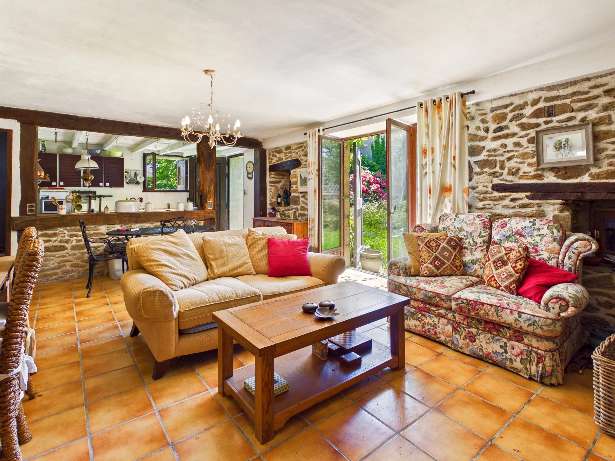 Charming 3-Bedroom Stone House in Lescure-Jaoul, Midi-Pyrénées – France – BVI84300