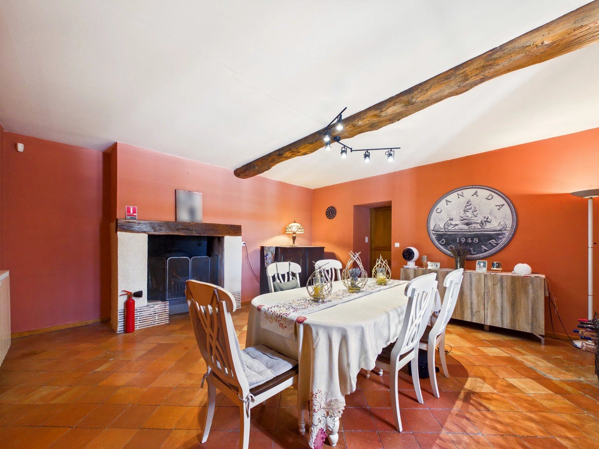 Fabulous stone house with pool within lovely gardens, Aquitaine – France – BVI85949