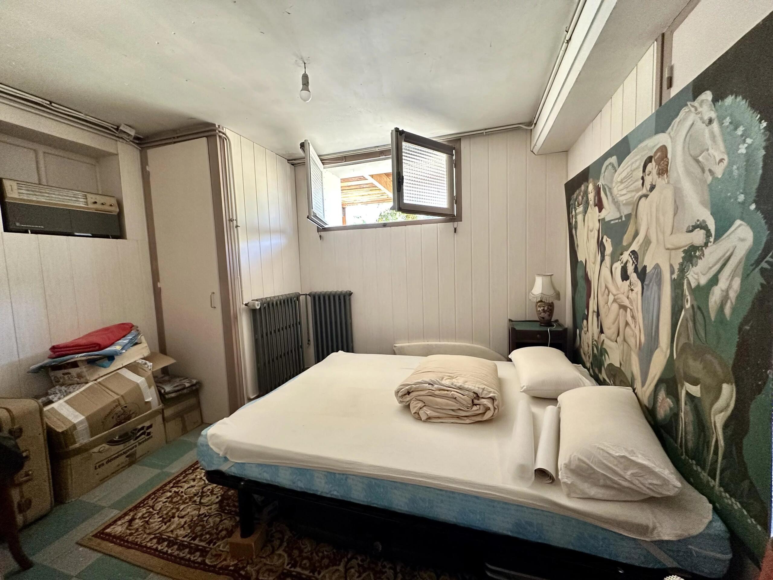 Family home situated near to a popular riverside village, Aquitaine – France – BVI86489