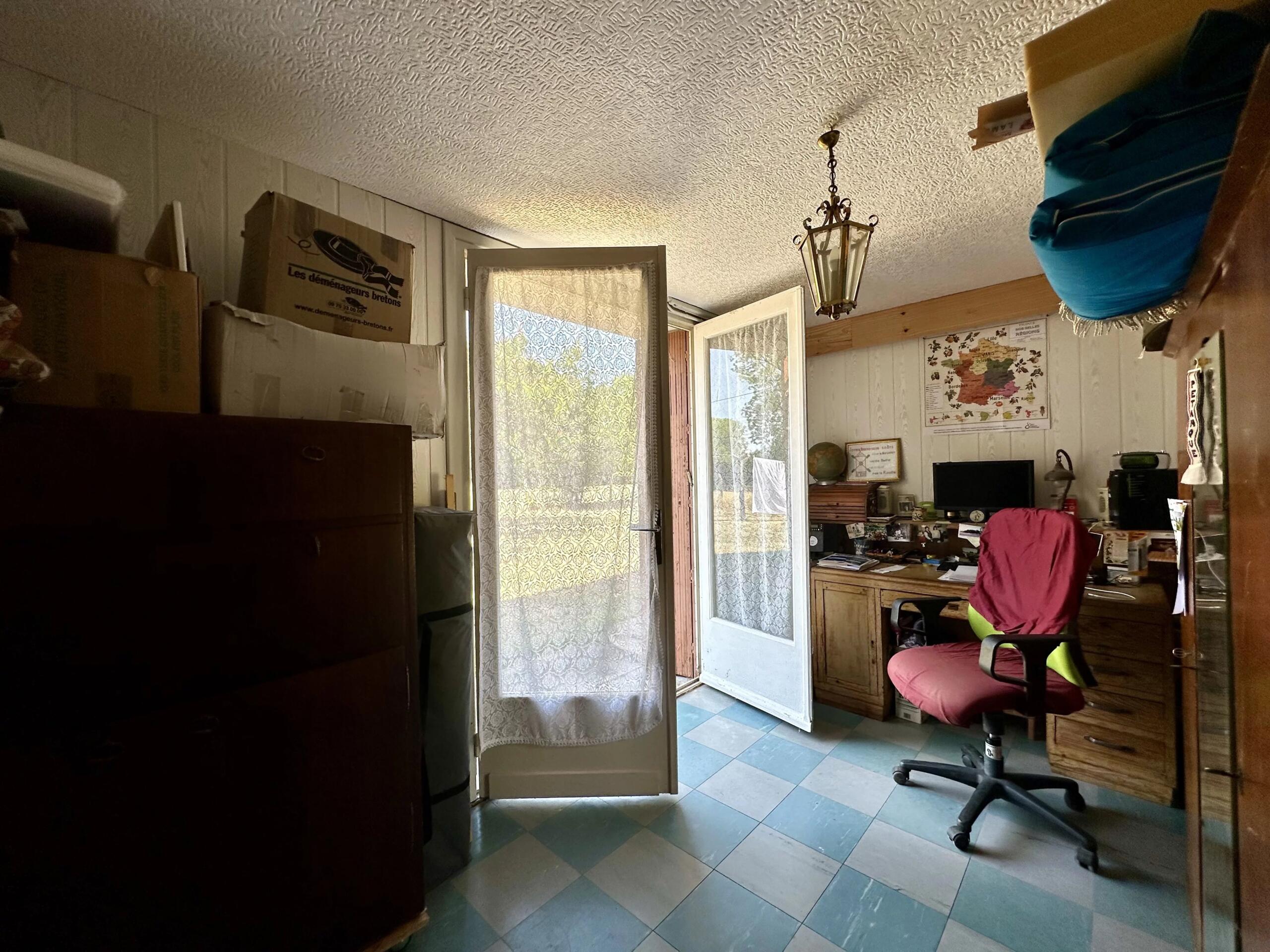 Family home situated near to a popular riverside village, Aquitaine – France – BVI86489
