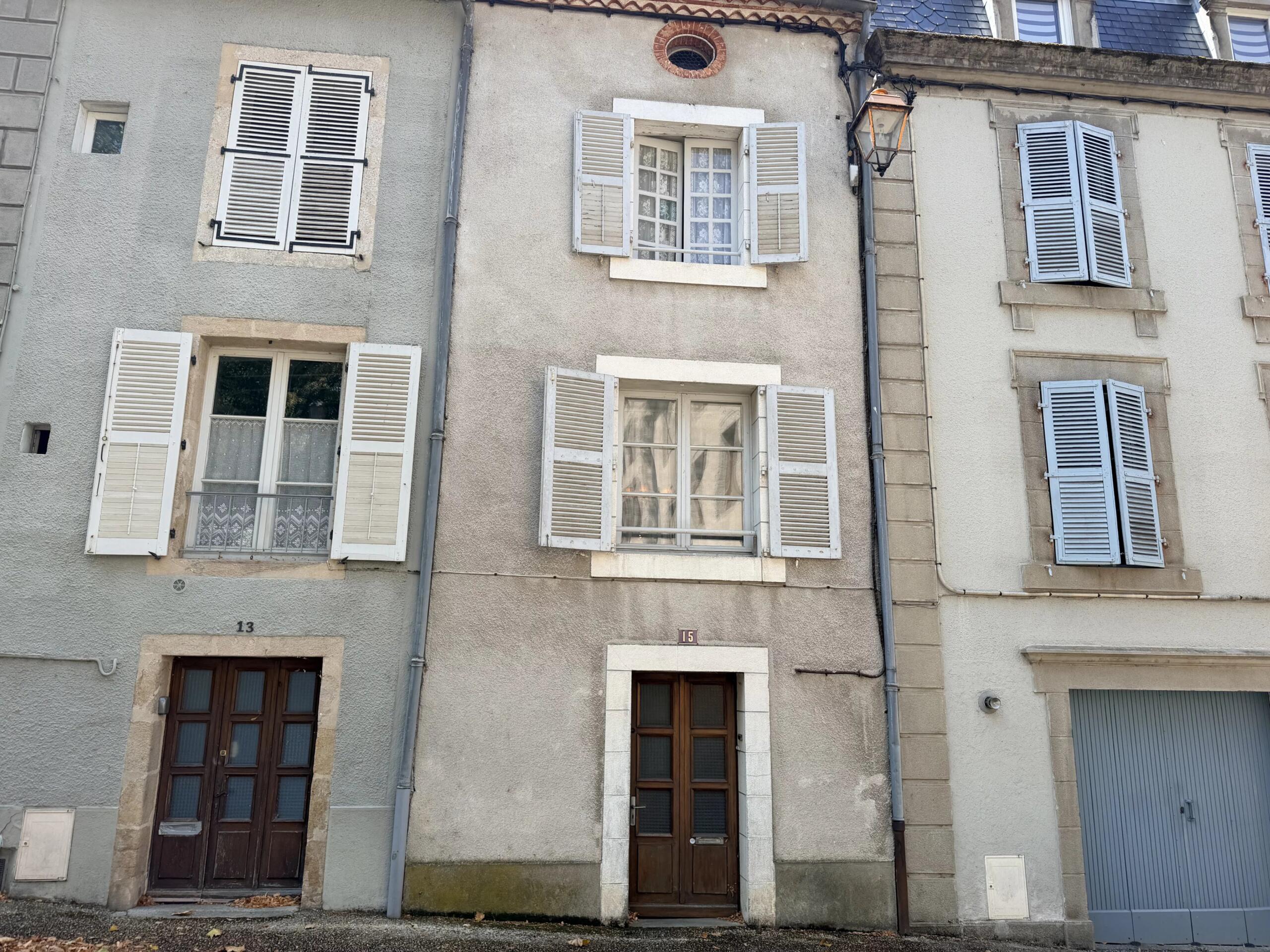 Great townhouse with unexpected space and rooms, Limousin – France – BVI86579