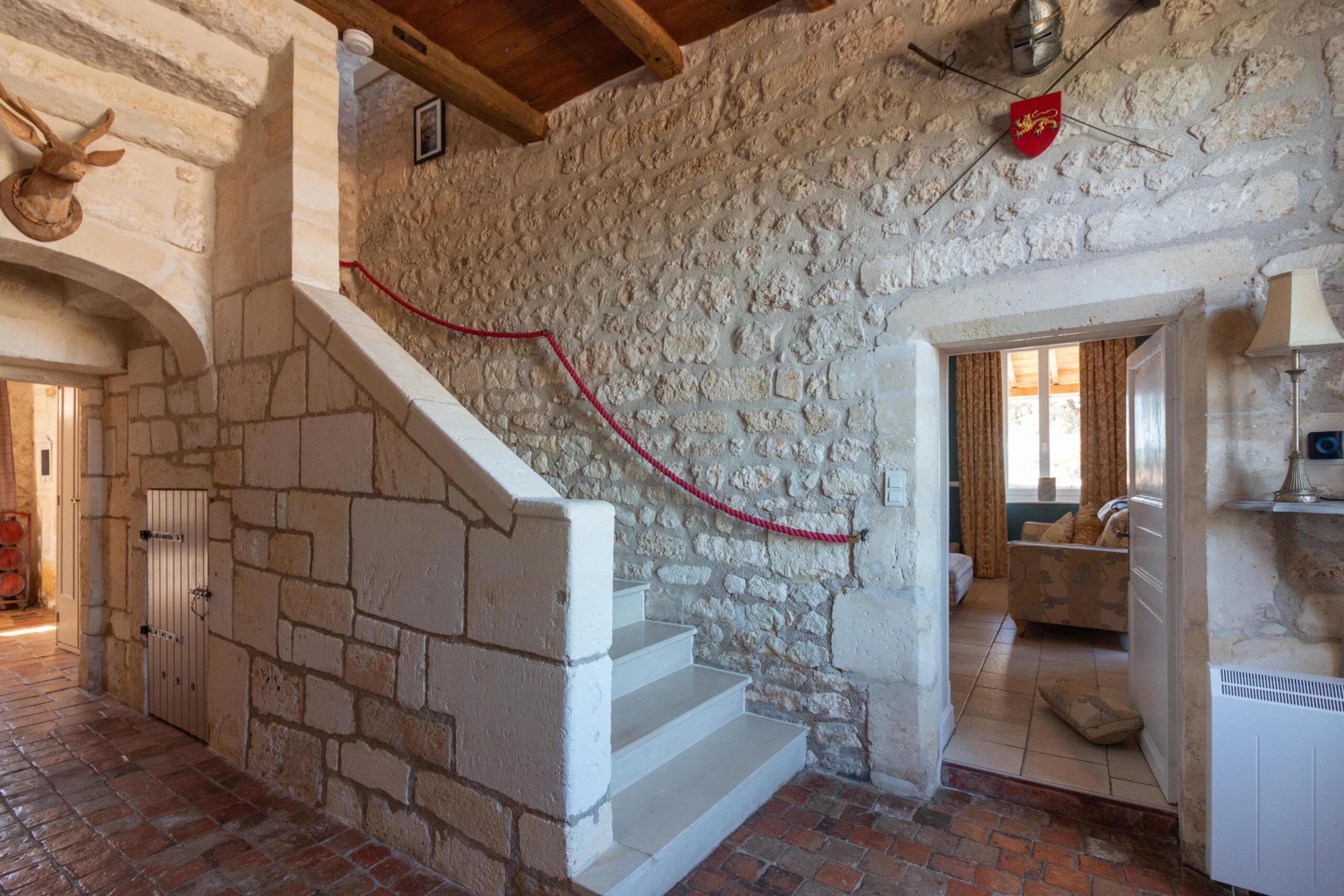 Historic and Prestigious Country Estate with Guest Accommodation, Poitou-Charentes – France – BVI86351