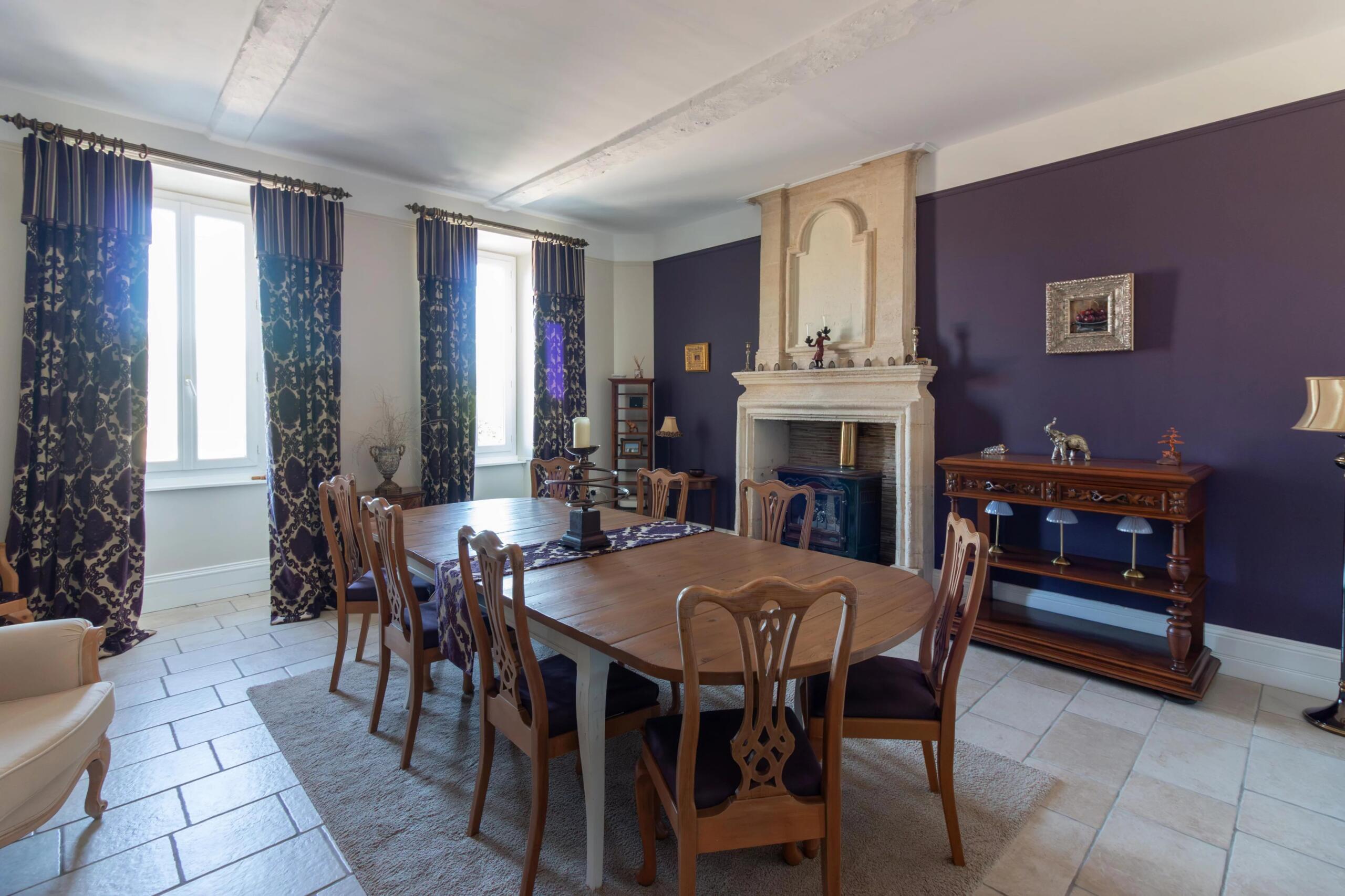 Historic and Prestigious Country Estate with Guest Accommodation, Poitou-Charentes – France – BVI86351