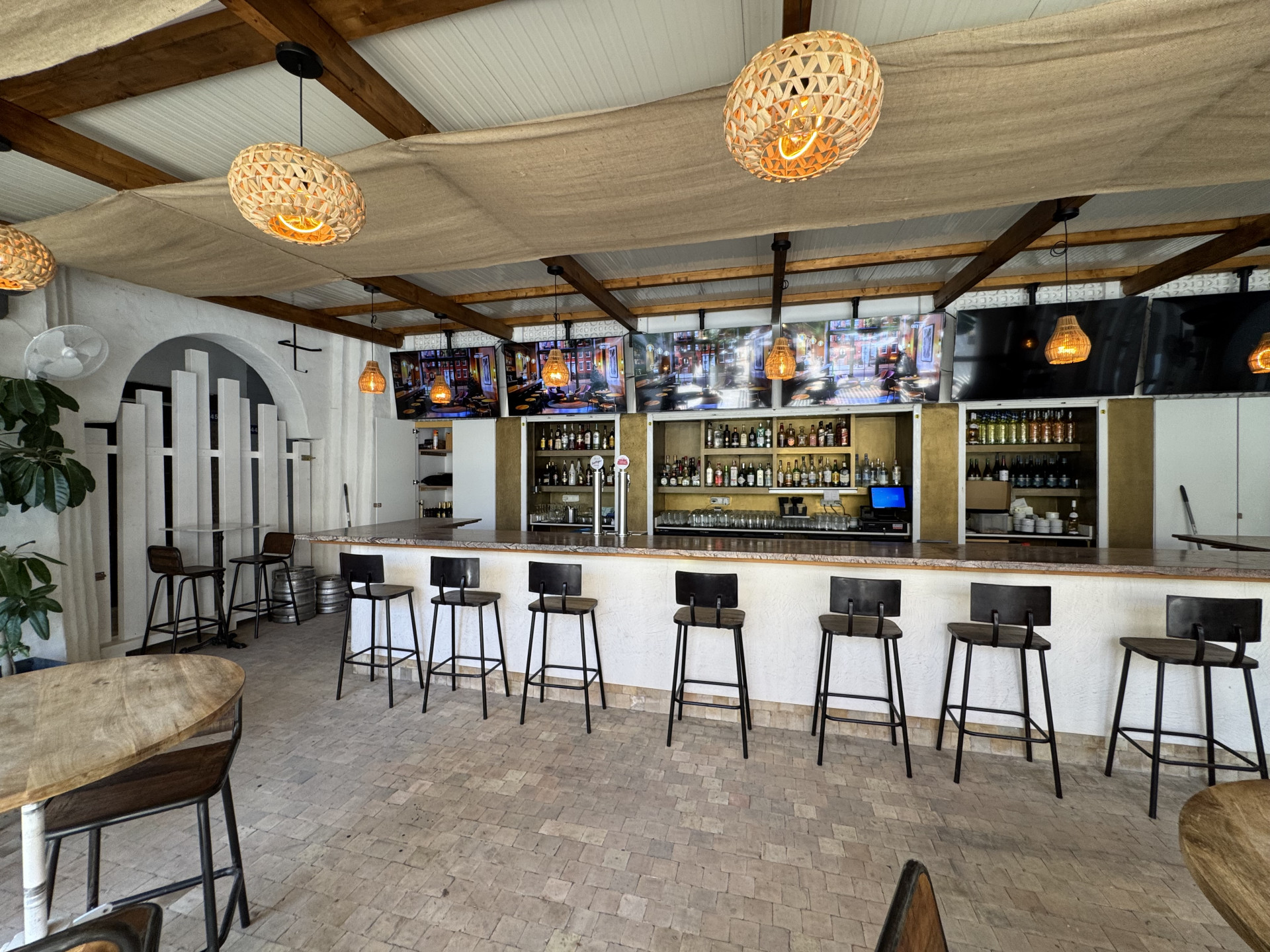Commercial Premises in Mijas Costa, Malaga, Spain – 428-05302P