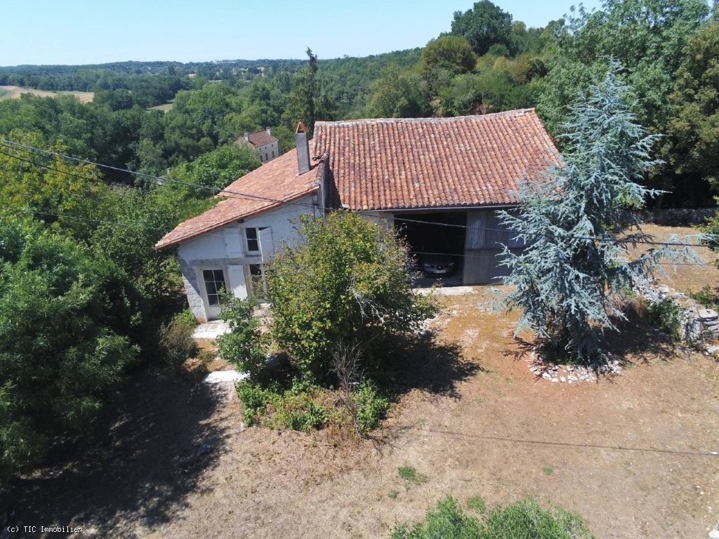 3 bedroom House in Verteuil-Sur-Charente, France – r7554