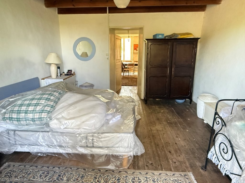 3 bedroom House in Verteuil-Sur-Charente, France – r7554