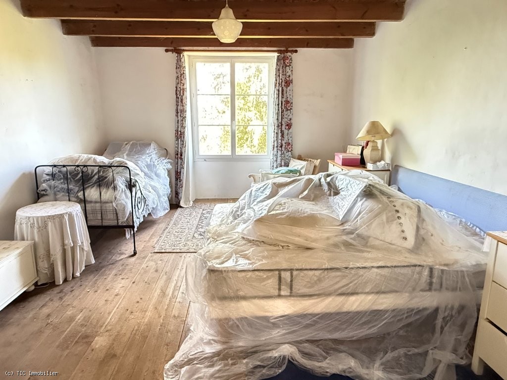 3 bedroom House in Verteuil-Sur-Charente, France – r7554