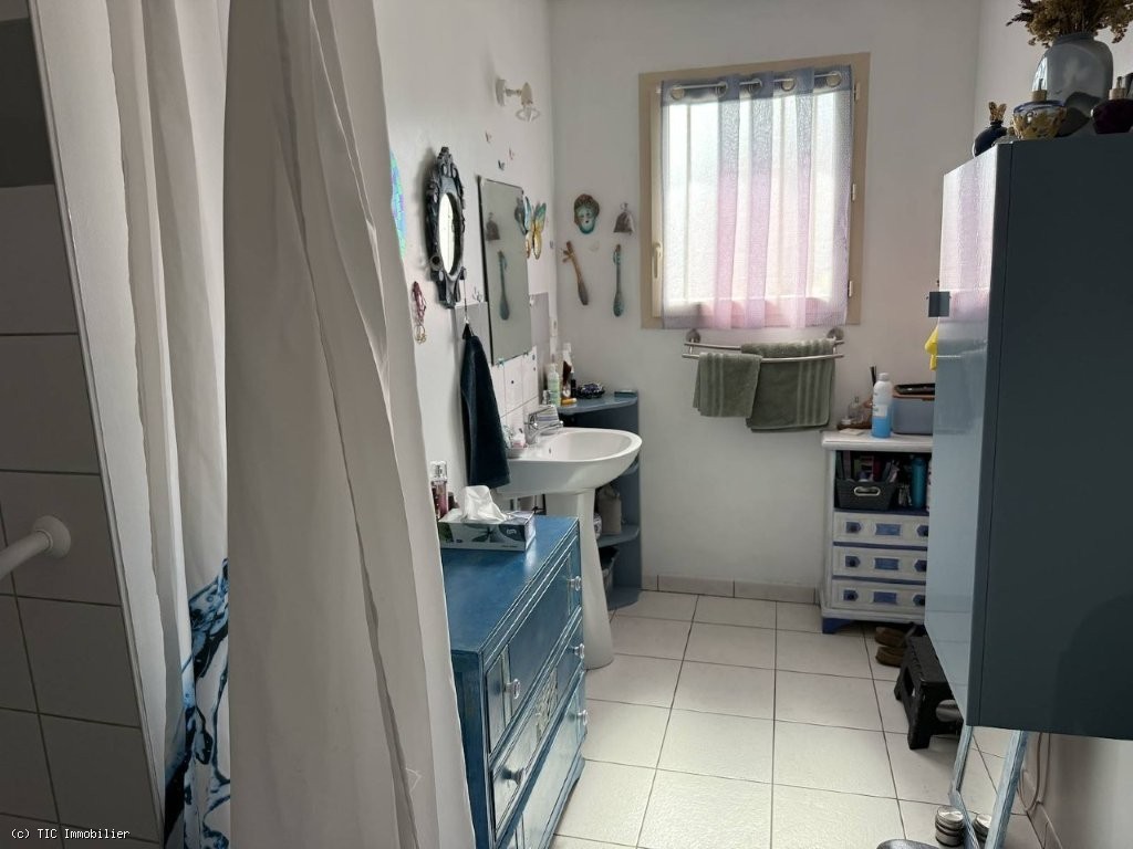 3 bedroom House in Verteuil-Sur-Charente, France – r7551