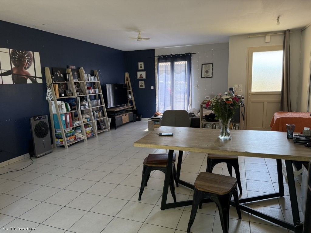 3 bedroom House in Verteuil-Sur-Charente, France – r7548