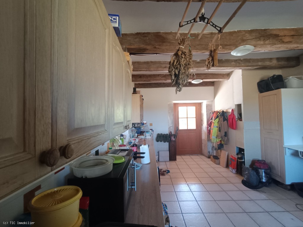 5 bedroom House in Charroux, France – r7461