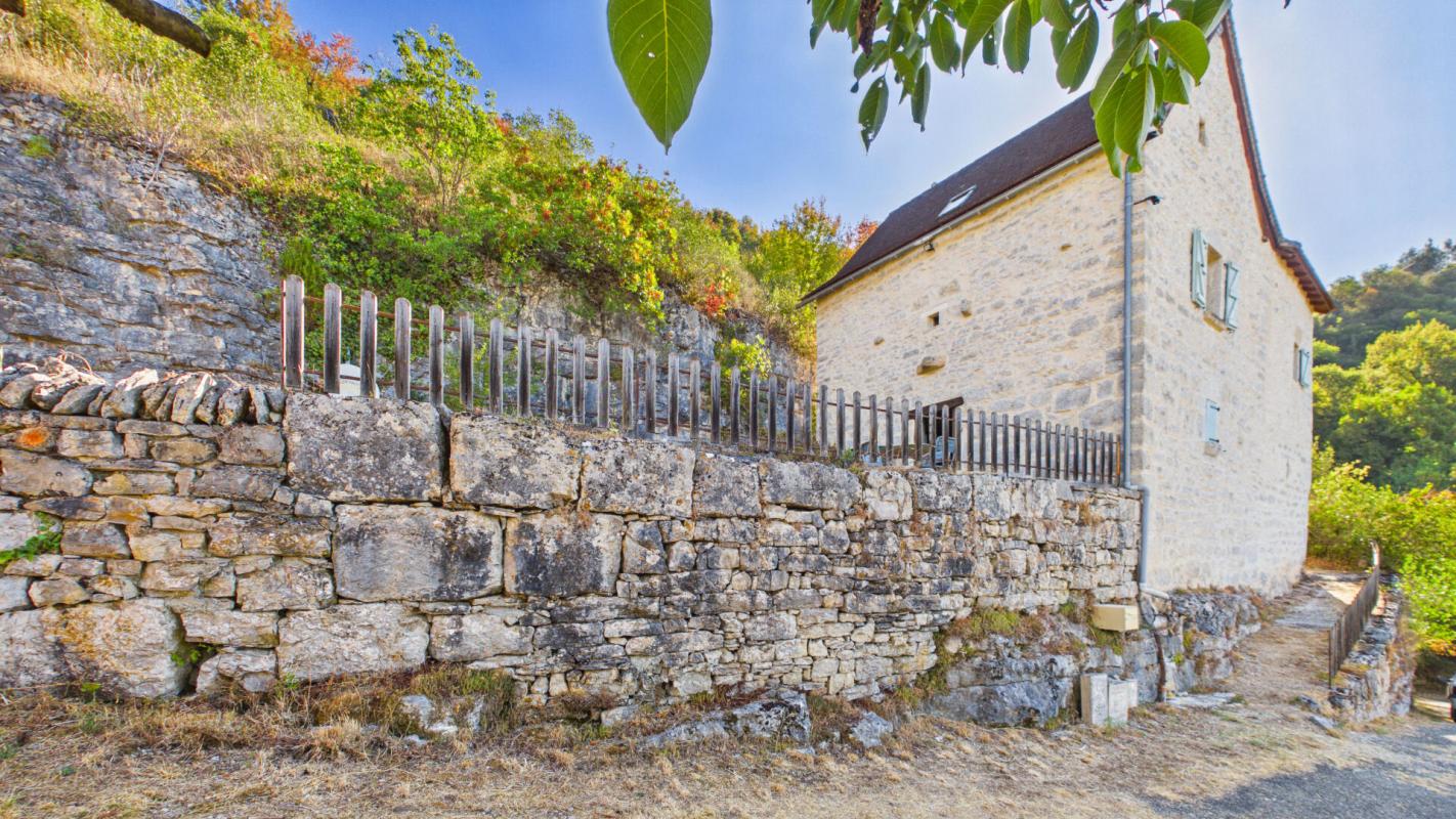 2 bedroom maison in Montbrun, Lot, France