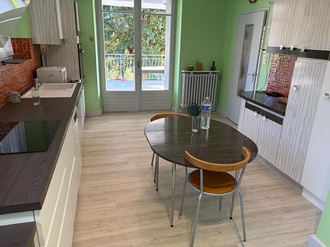 4 bedroom maison in Entraygues Sur Truyere, Aveyron, France
