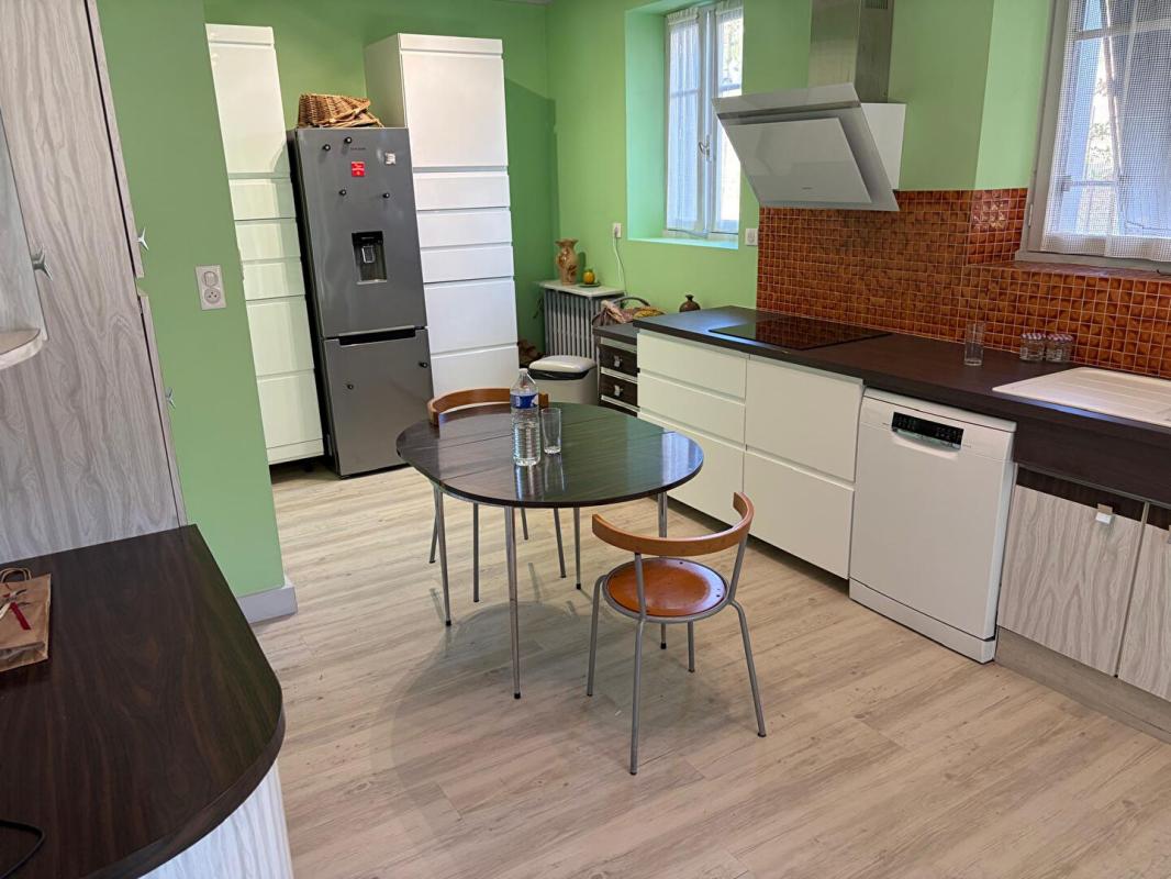 4 bedroom maison in Entraygues Sur Truyere, Aveyron, France
