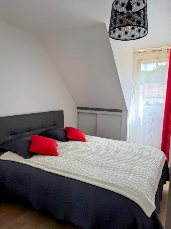 4 bedroom maison in Lamorlaye, Oise, France