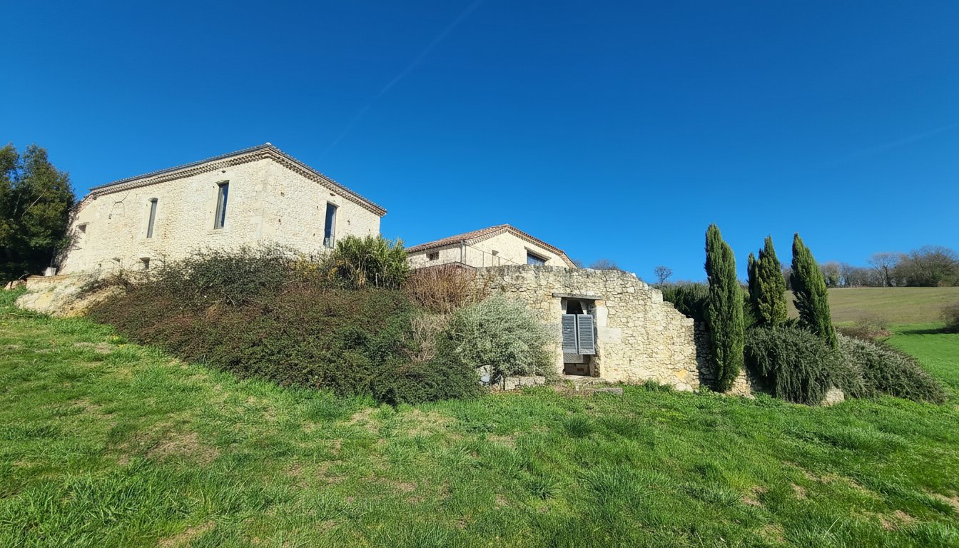 demeure in Brassac, Tarn-et-Garonne, France