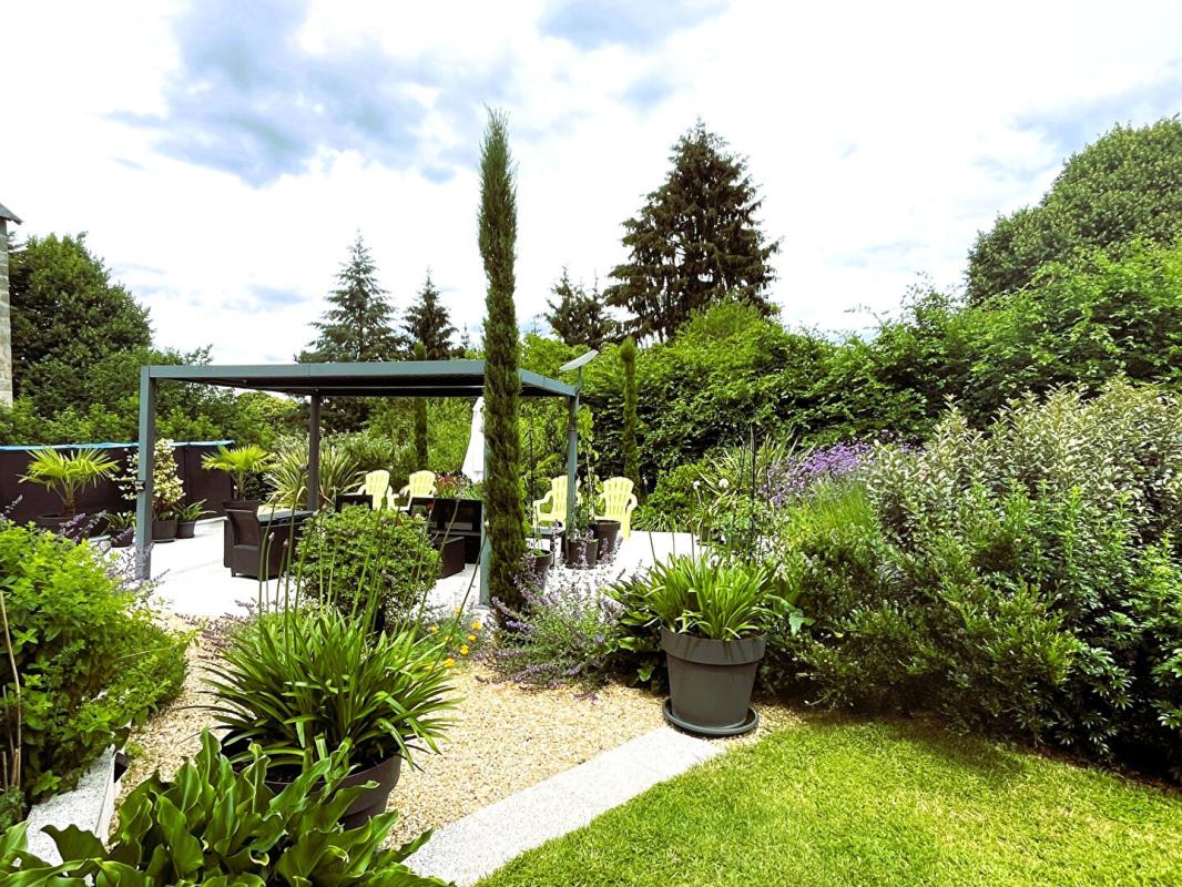3 bedroom maison in La Chapelle Montbrandeix, Haute-Vienne, France