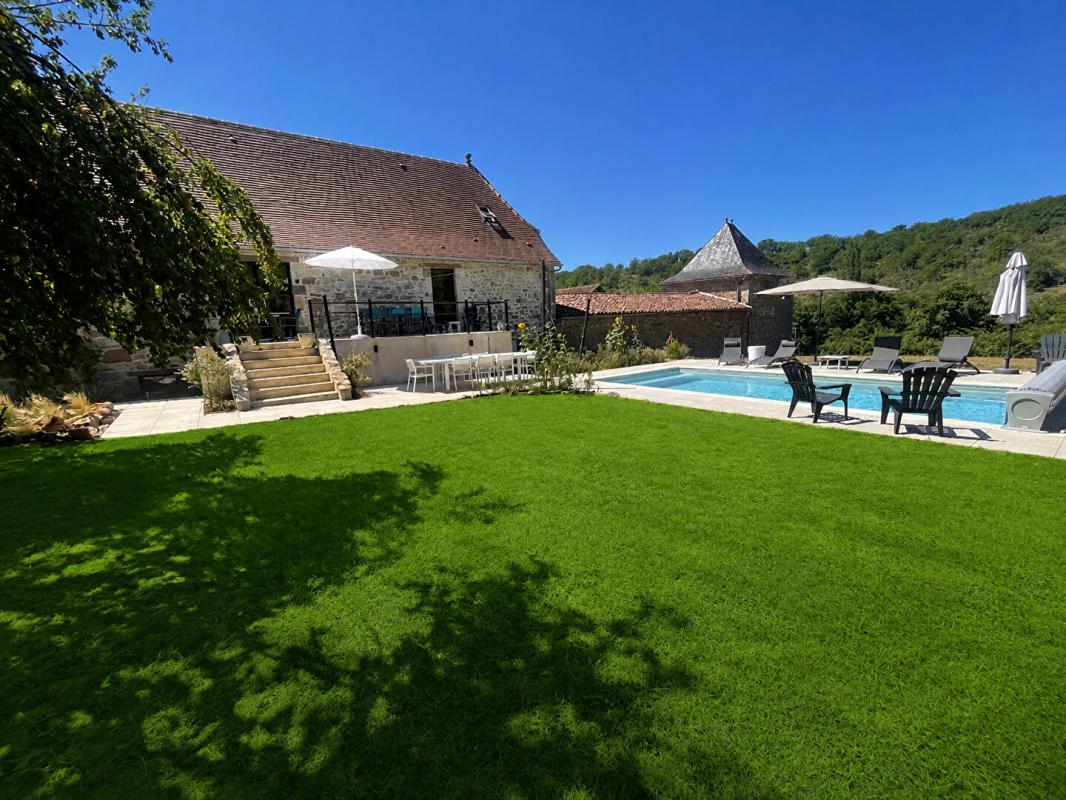 6 bedroom maison in Fourmagnac, Lot, France